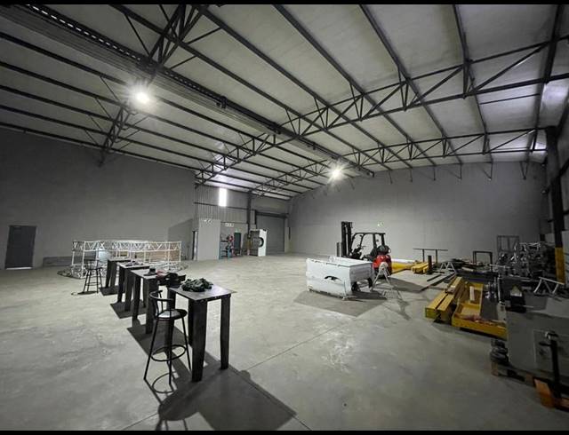 INDUSTRIAL PROPERTY TO RENT IN KNOPPIESLAAGTE